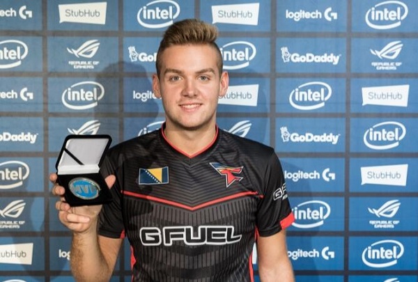 LCS：EG以3-1战胜FLY成功挺进下一轮，将在4月17日对阵C9。