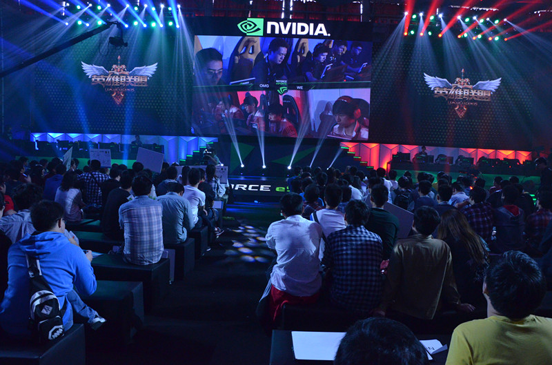 CS2发现了传送和无碰撞的漏洞